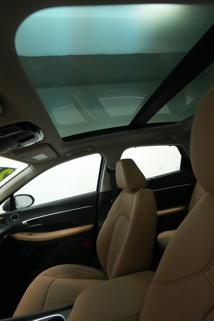 2025 Hyundai Sonata Hybrid