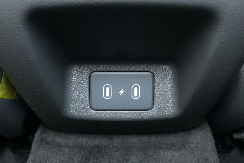 2025 Hyundai Sonata Hybrid Limited - Photo 35