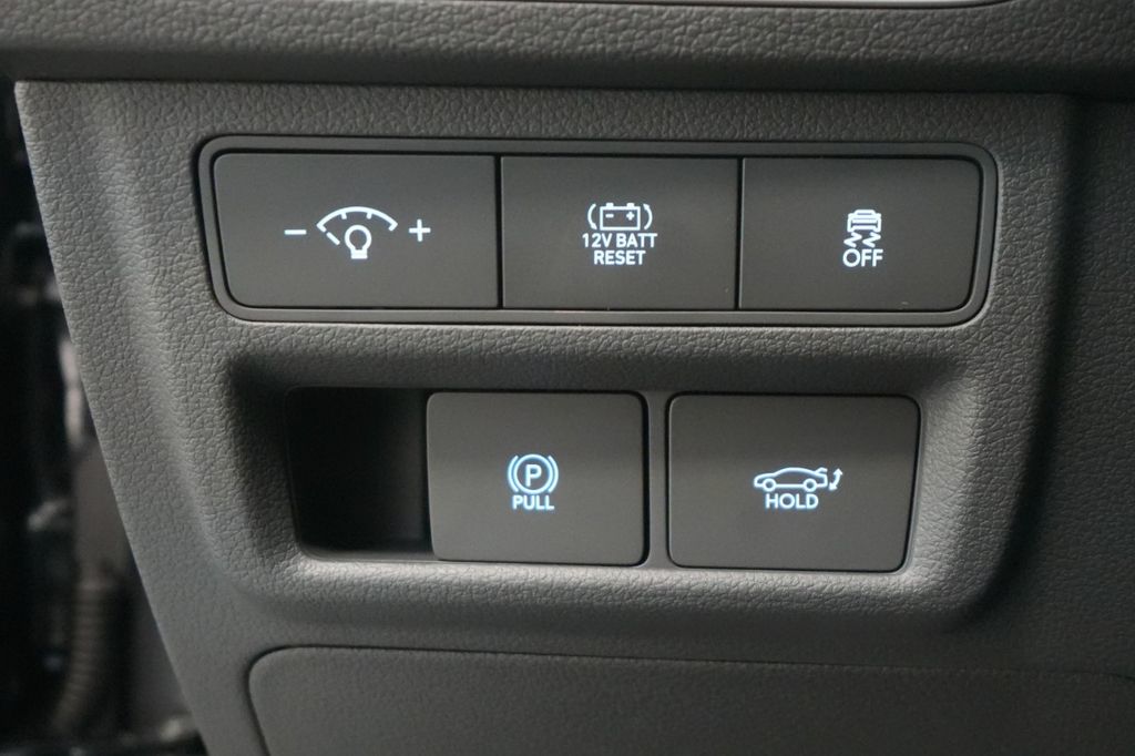 2025 Hyundai Sonata Hybrid