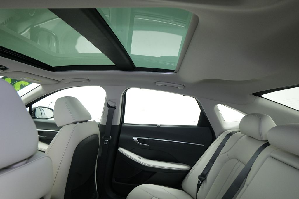 2026 Hyundai Sonata Hybrid