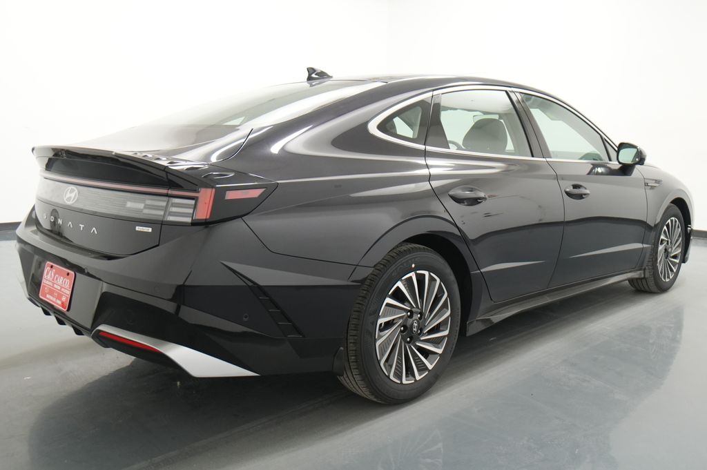 2026 Hyundai Sonata Hybrid
