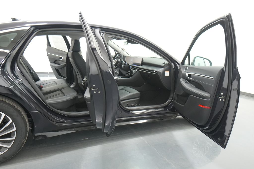 2026 Hyundai Sonata Hybrid