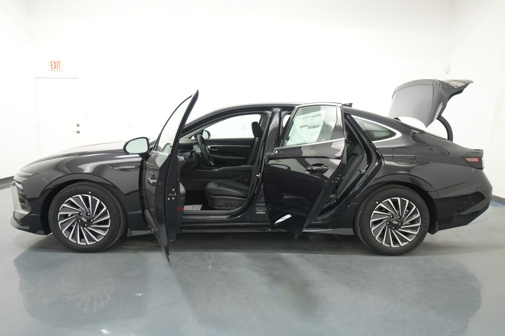 2026 Hyundai Sonata Hybrid