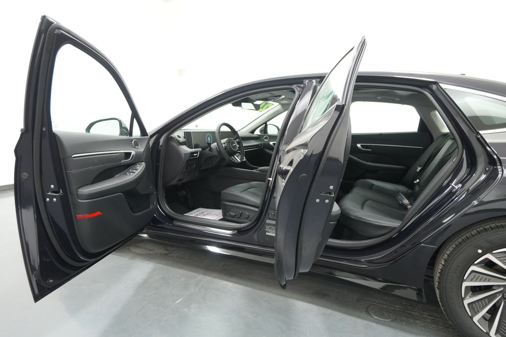 2026 Hyundai Sonata Hybrid