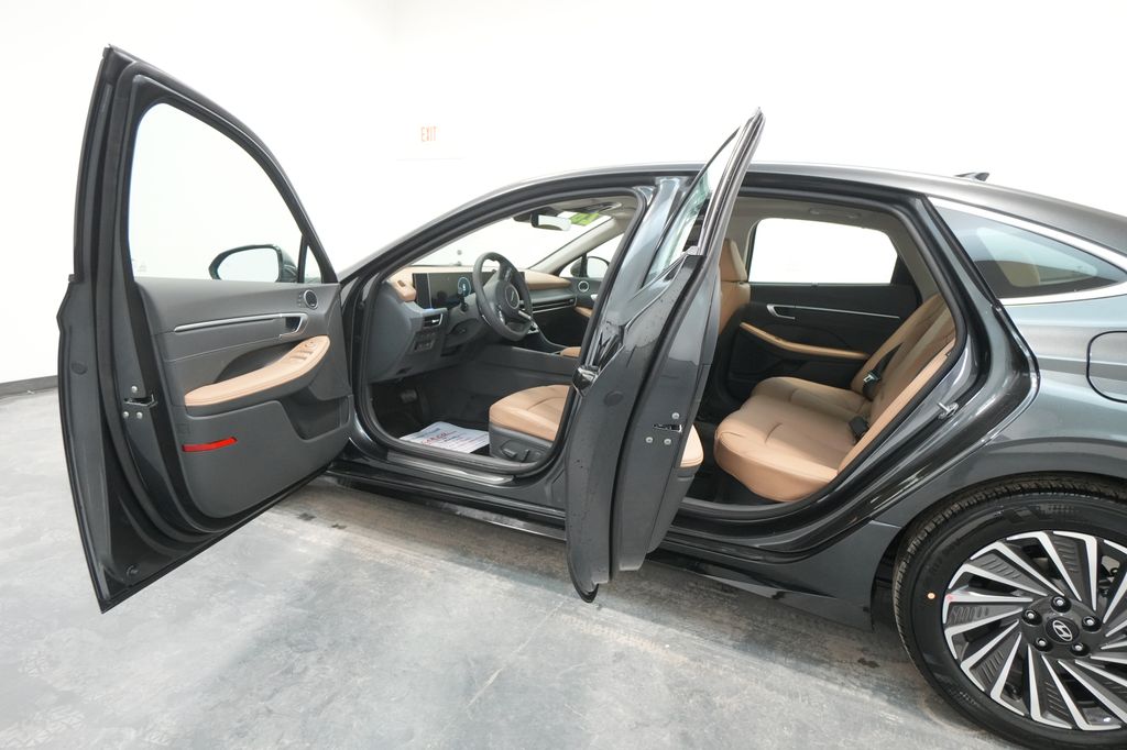 2026 Hyundai Sonata Hybrid