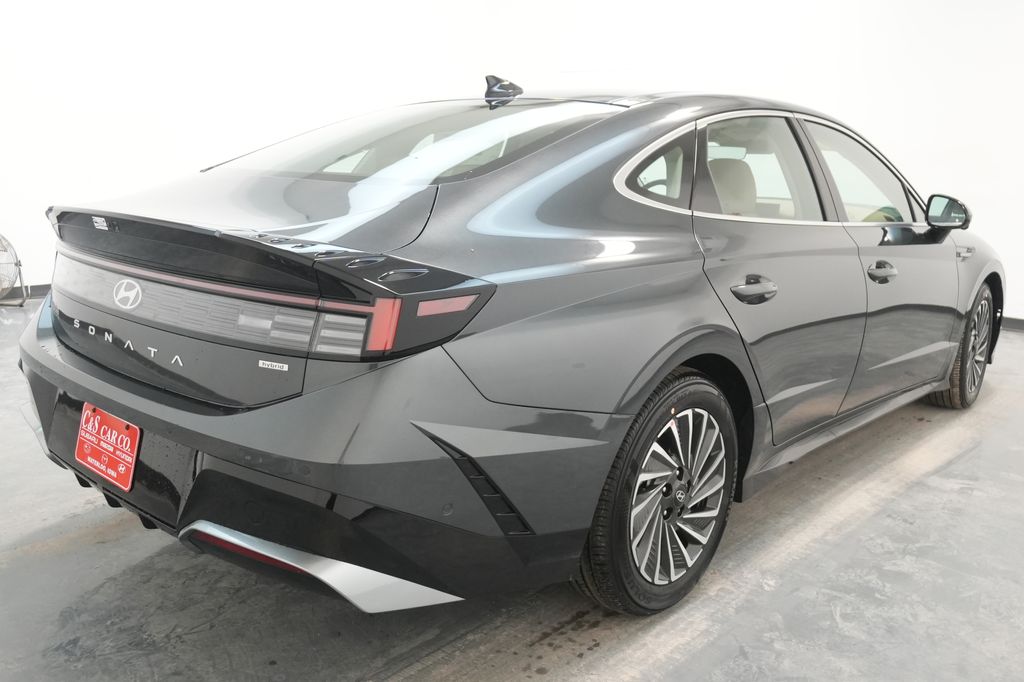 2026 Hyundai Sonata Hybrid