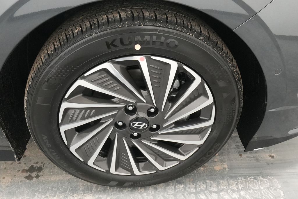 2026 Hyundai Sonata Hybrid