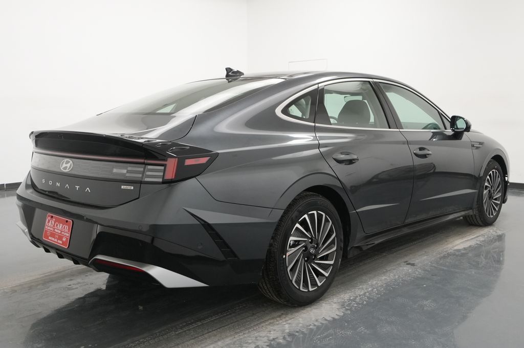2026 Hyundai Sonata Hybrid