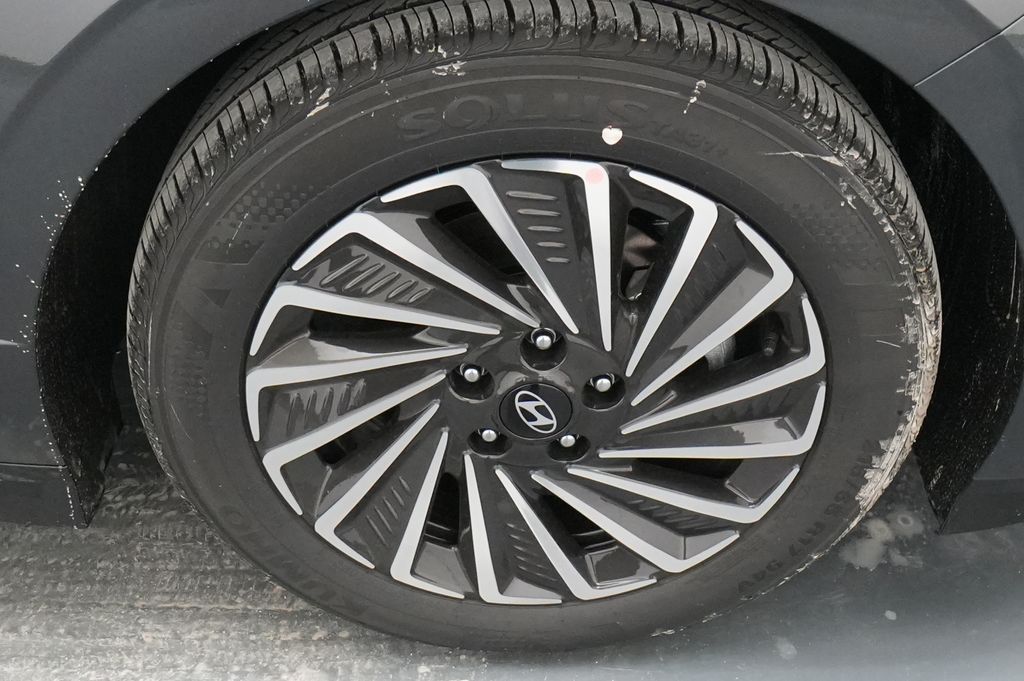 2026 Hyundai Sonata Hybrid