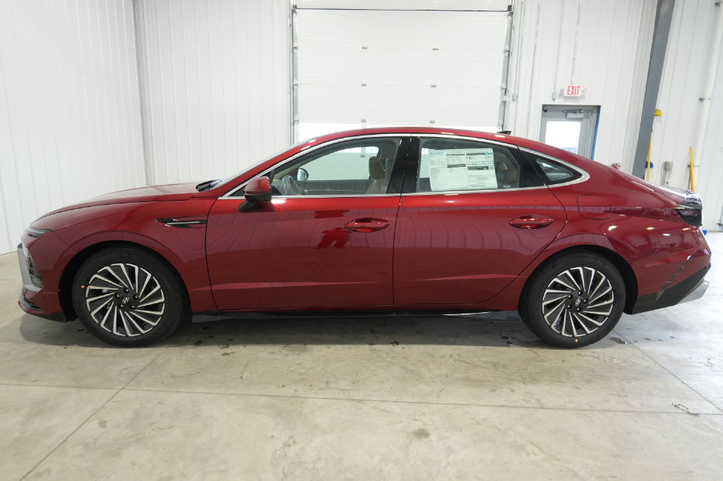 2027 Hyundai Sonata Hybrid