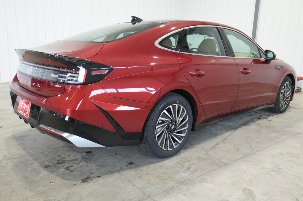 2027 Hyundai Sonata Hybrid