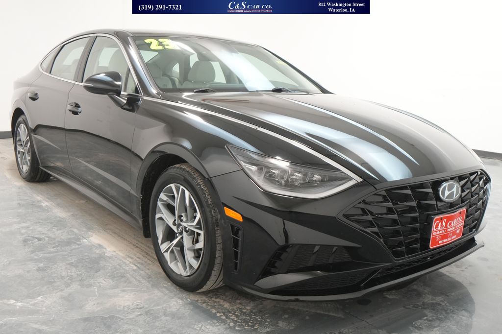 Used 2023 Hyundai Sonata SEL Cars