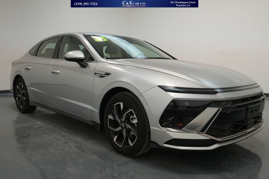 New 2025 Hyundai Sonata SEL Cars