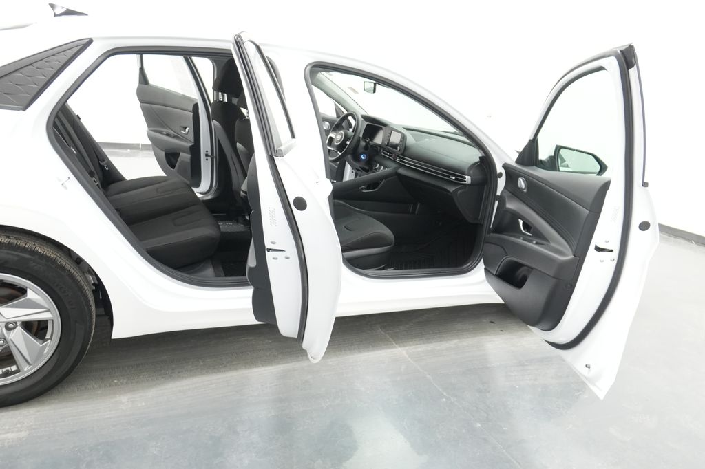 2024 Hyundai Elantra