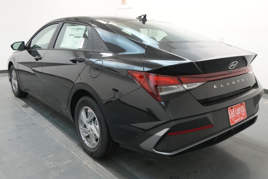 2026 Hyundai Elantra