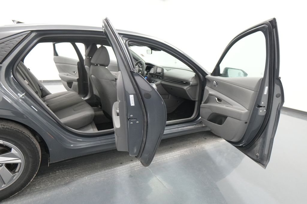 2024 Hyundai Elantra
