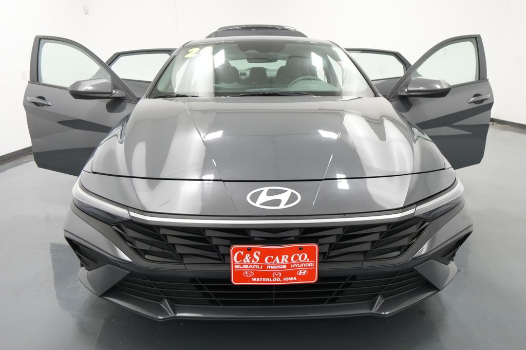 2024 Hyundai Elantra