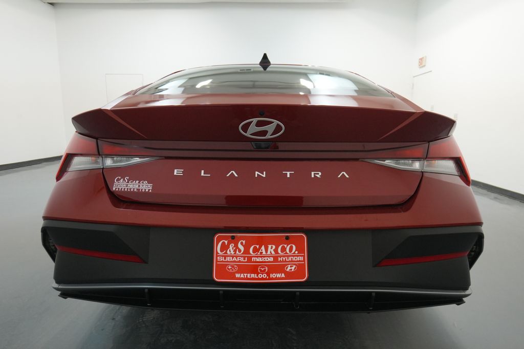 2025 Hyundai Elantra