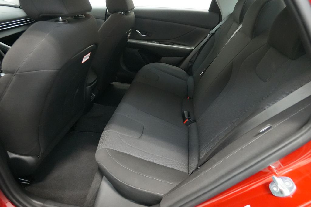 2025 Hyundai Elantra