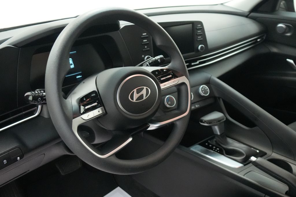 2025 Hyundai Elantra