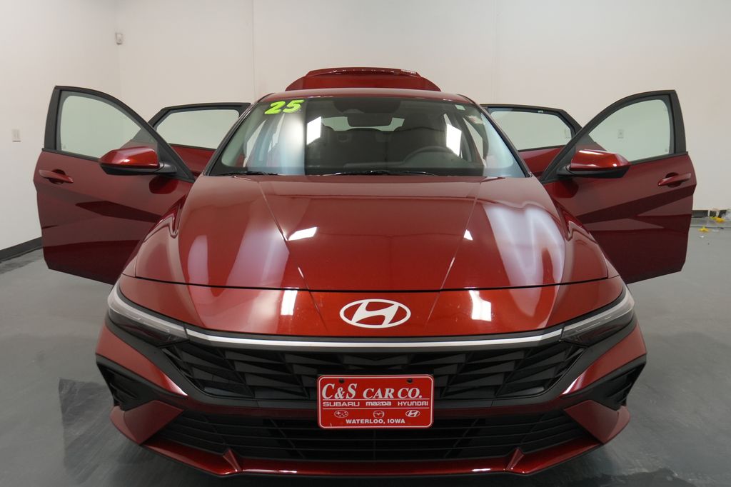 2025 Hyundai Elantra