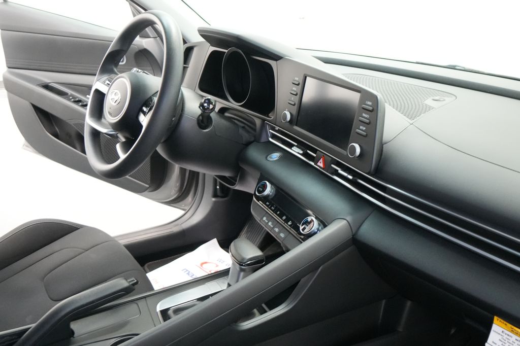 2023 Hyundai Elantra