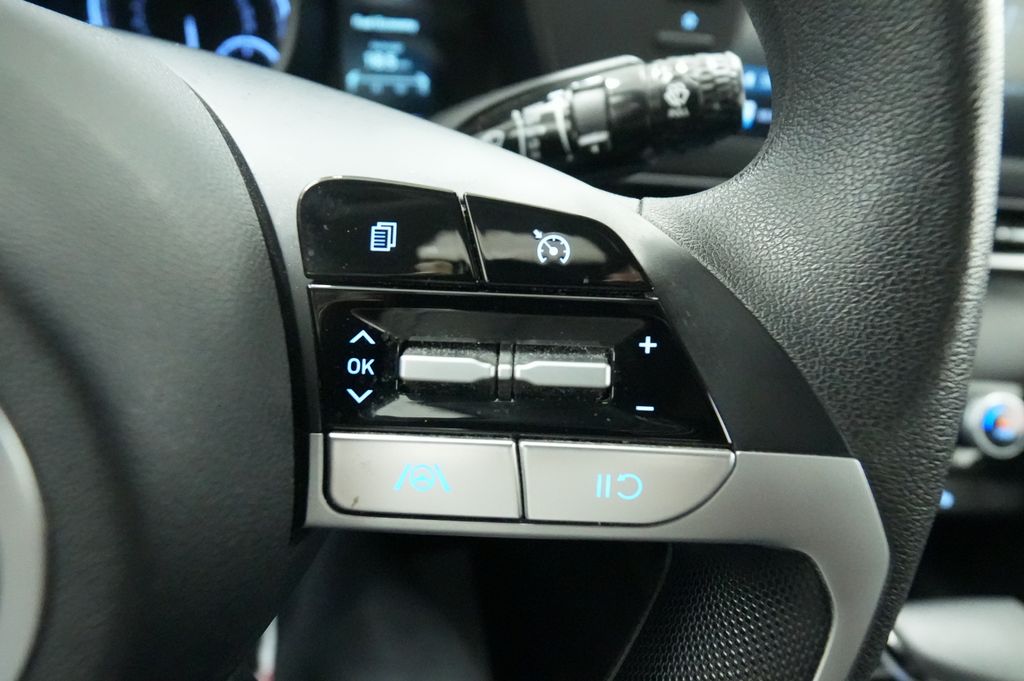 2023 Hyundai Elantra Hybrid