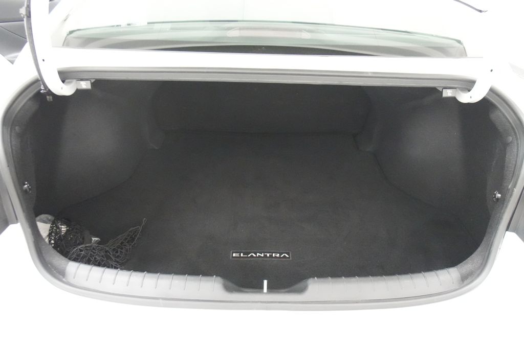 2023 Hyundai Elantra Hybrid