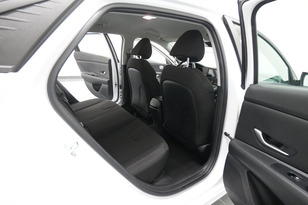 2023 Hyundai Elantra Hybrid