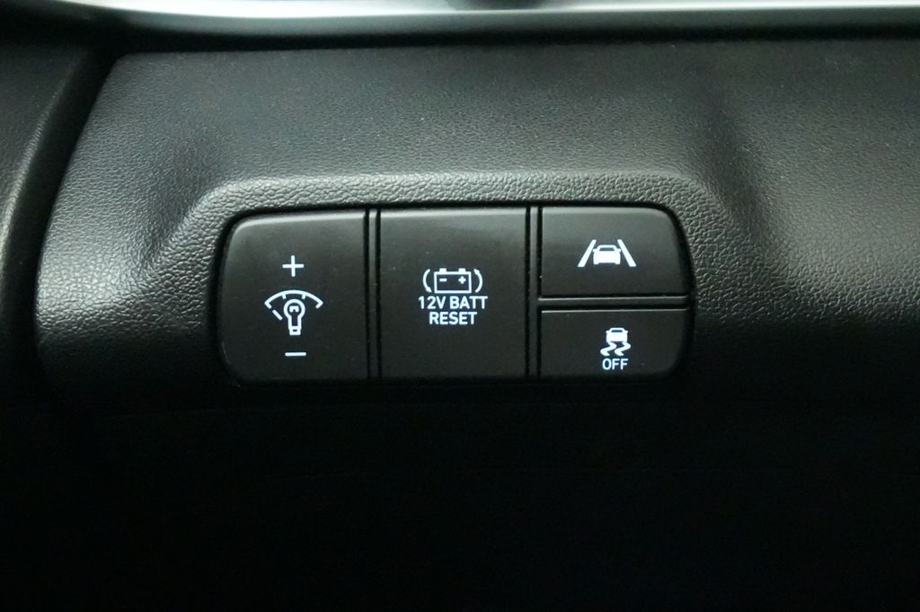 2023 Hyundai Elantra Hybrid