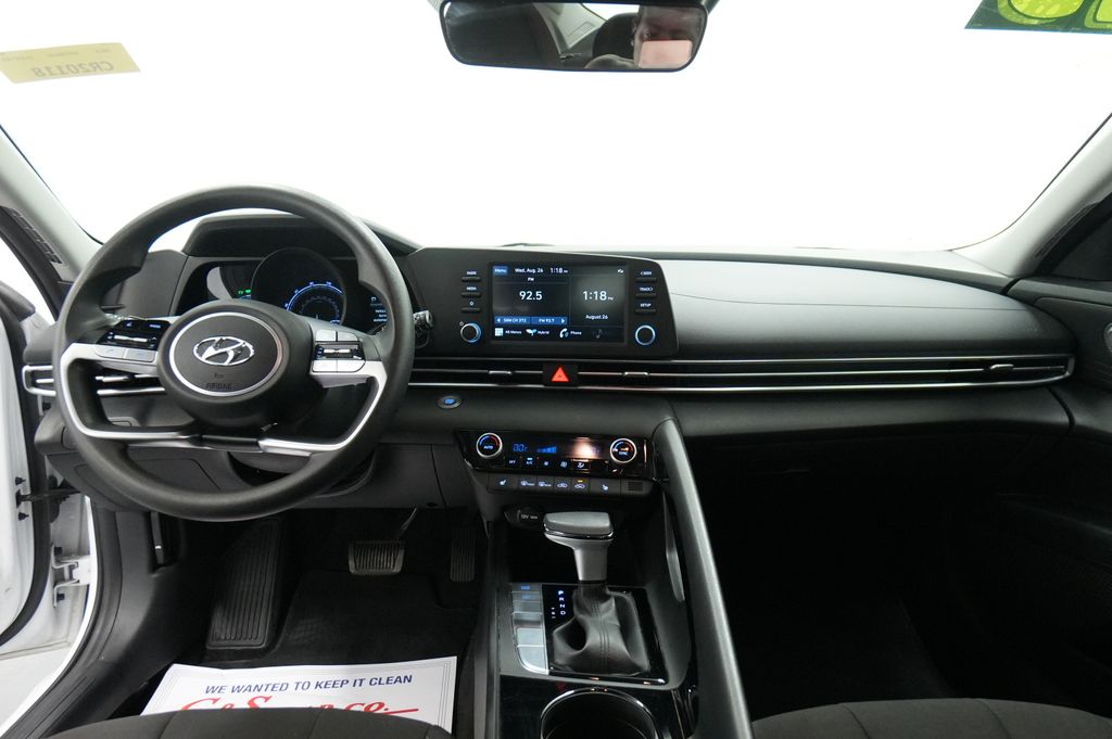 2023 Hyundai Elantra Hybrid