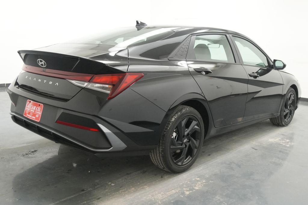 2026 Hyundai Elantra