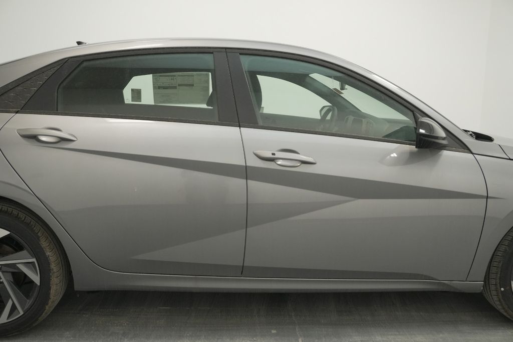 2025 Hyundai Elantra