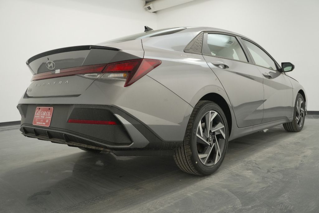 2025 Hyundai Elantra