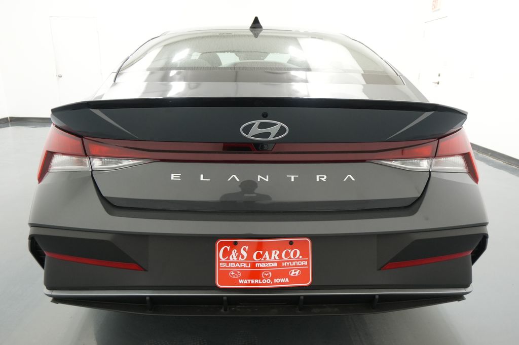 2026 Hyundai Elantra