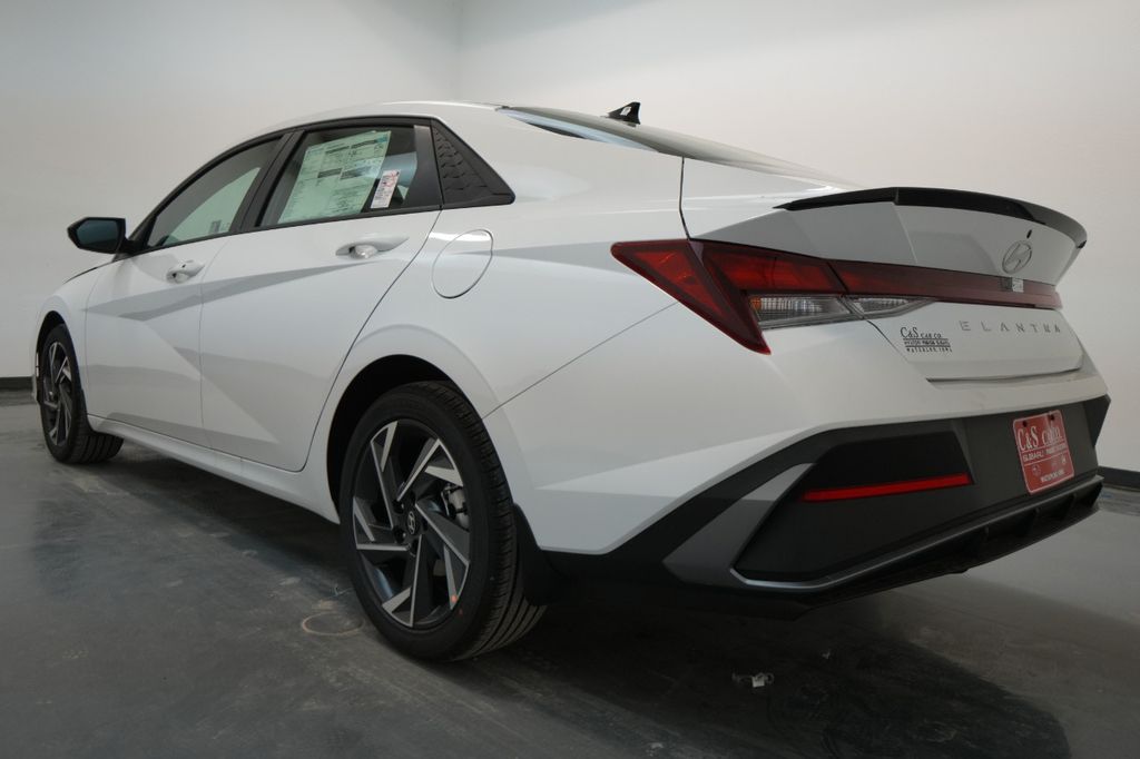 2025 Hyundai Elantra