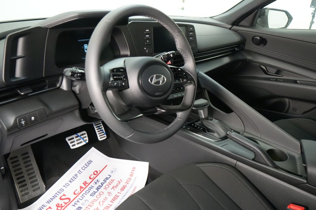 2025 Hyundai Elantra