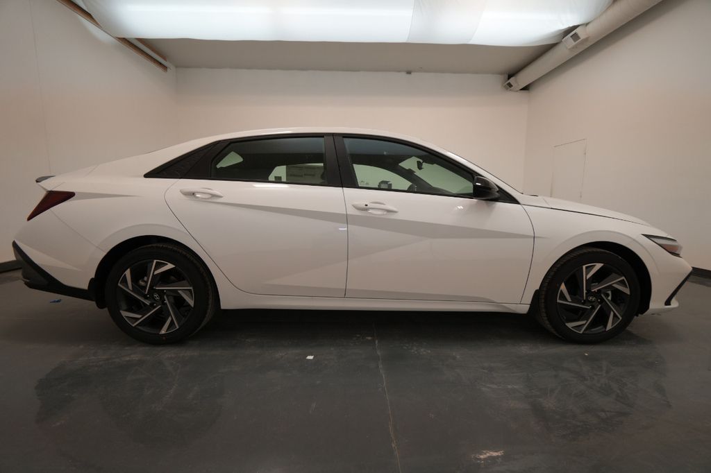 2025 Hyundai Elantra