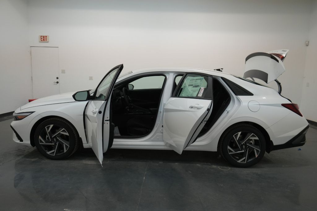 2025 Hyundai Elantra