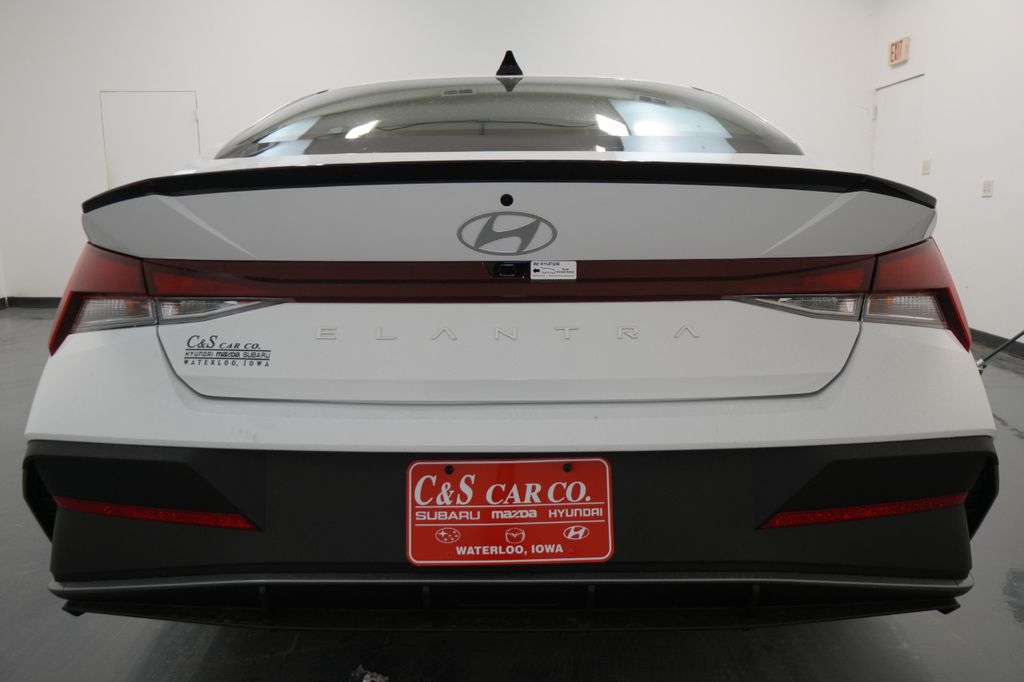 2025 Hyundai Elantra