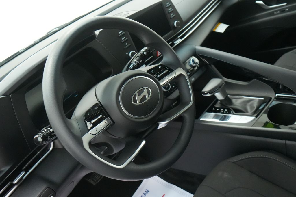 2026 Hyundai Elantra Hybrid