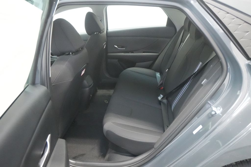 2026 Hyundai Elantra Hybrid