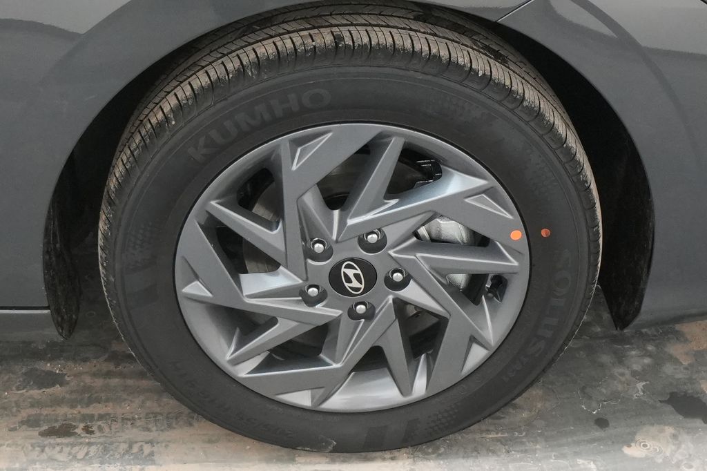 2026 Hyundai Elantra Hybrid