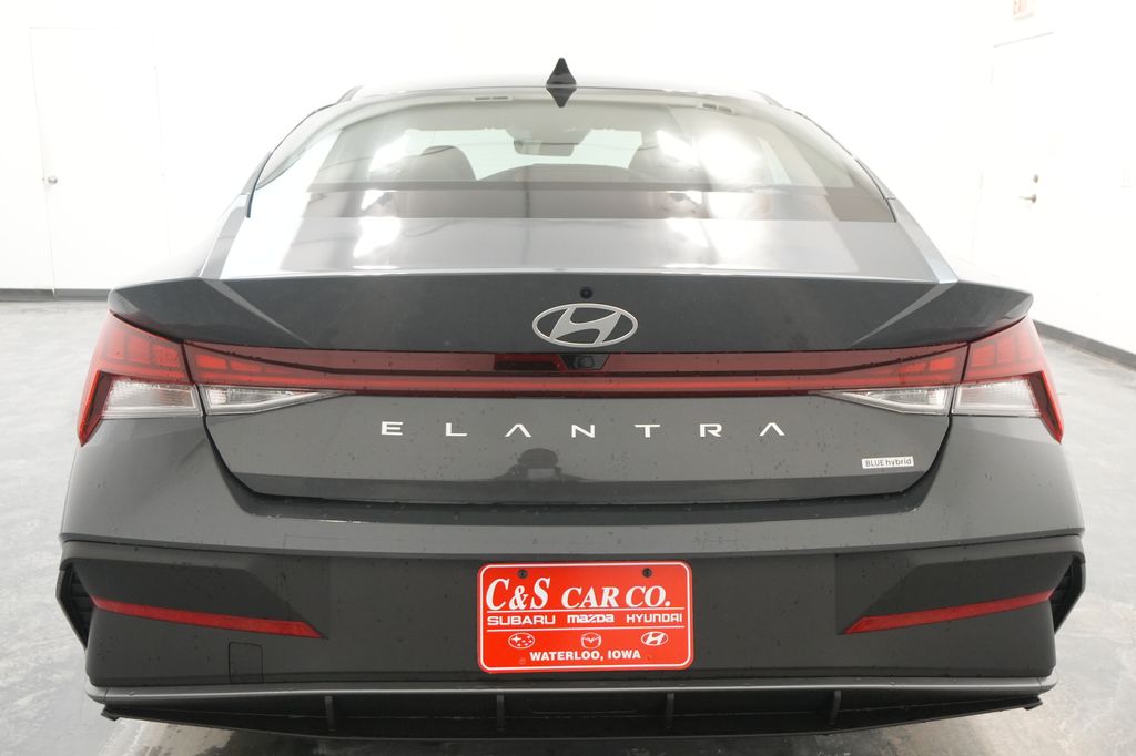 2026 Hyundai Elantra Hybrid