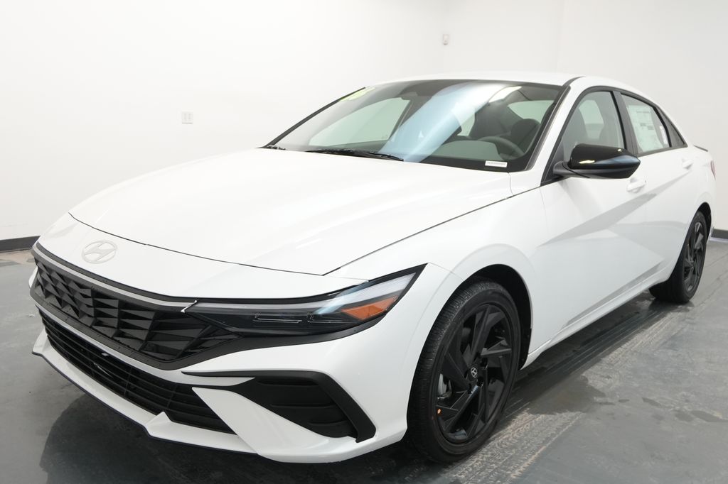 2026 Hyundai Elantra Hybrid