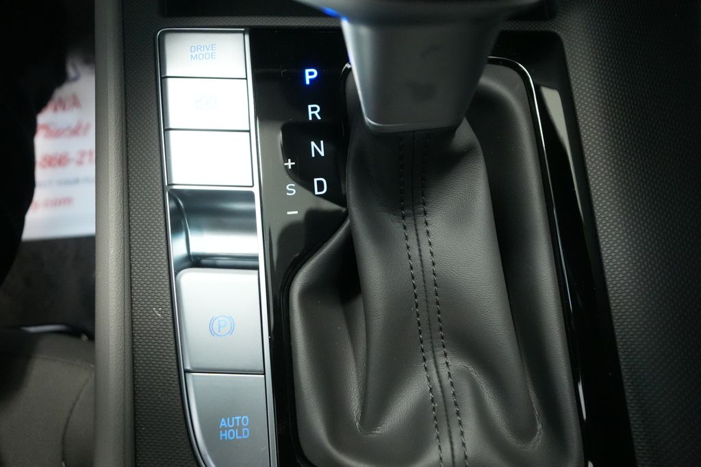 2026 Hyundai Elantra Hybrid