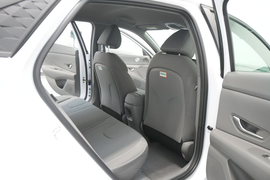 2026 Hyundai Elantra Hybrid