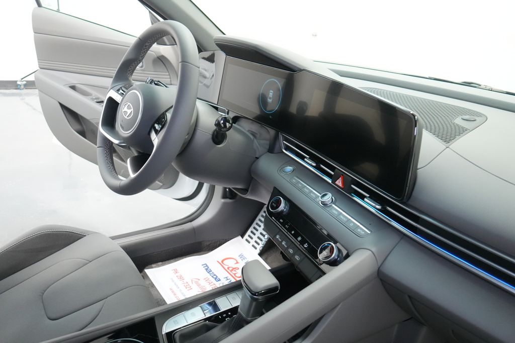 2026 Hyundai Elantra Hybrid