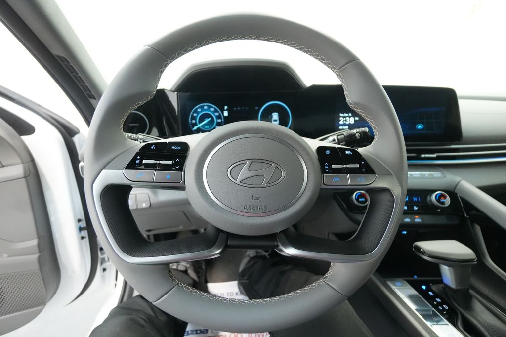 2026 Hyundai Elantra Hybrid