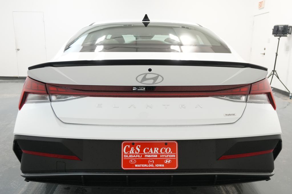 2026 Hyundai Elantra Hybrid